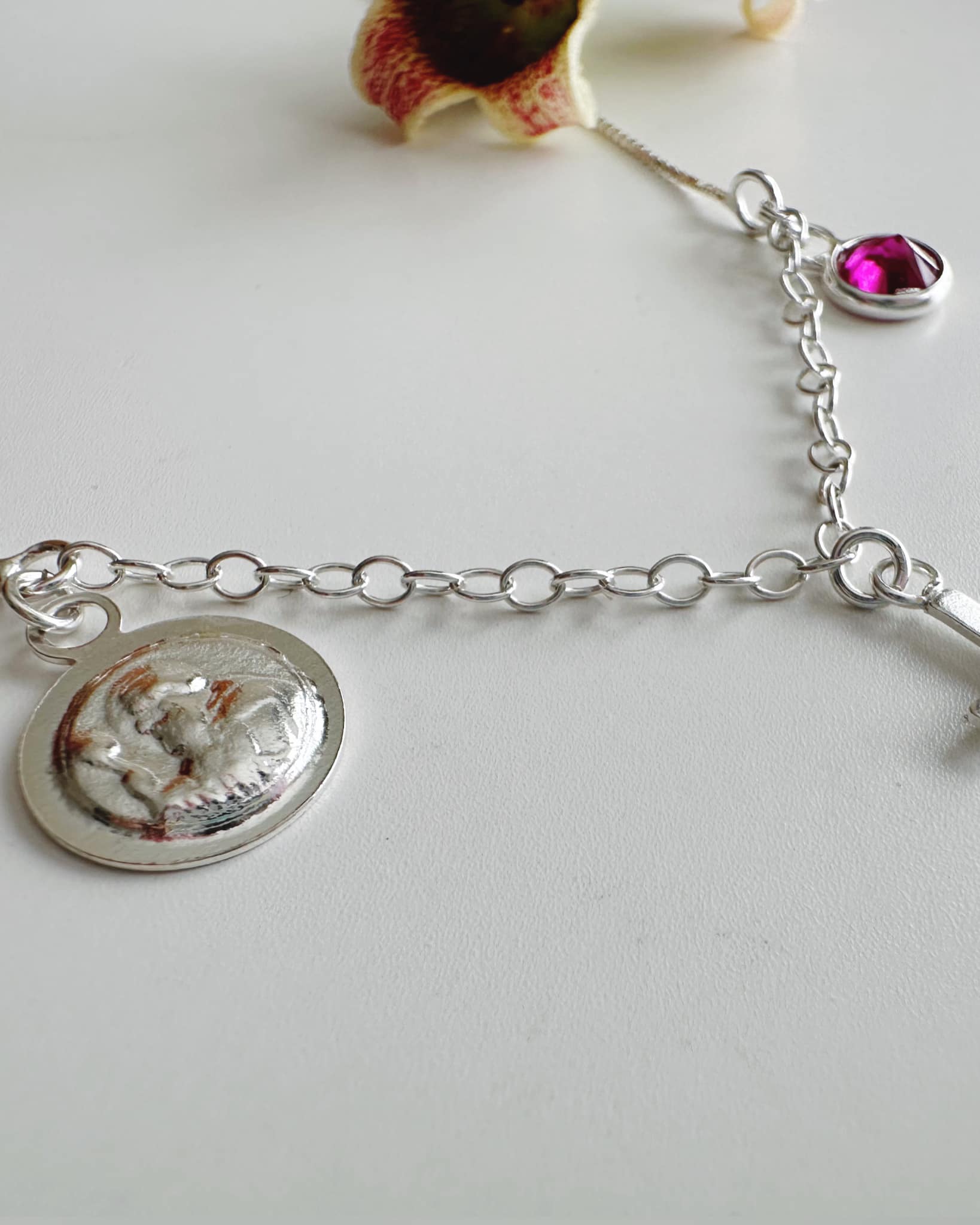 medallita san benito